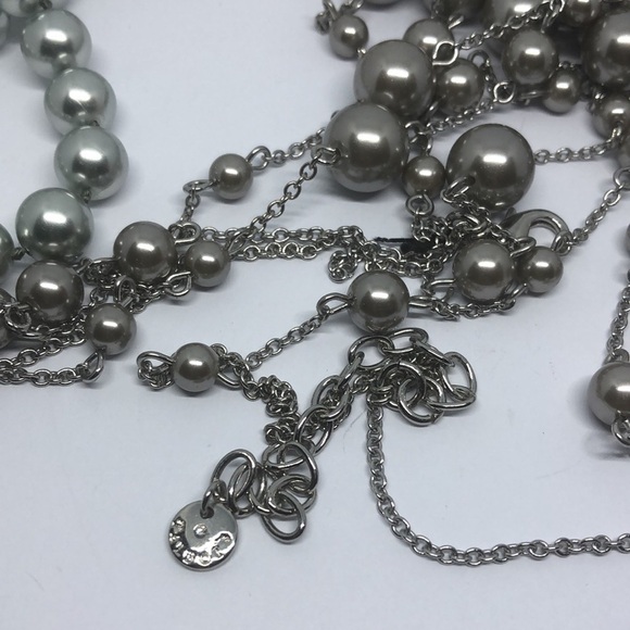 CURATED bundle faux pearl necklaces and stretch bracelet jewelry set - Picture 4 of 7